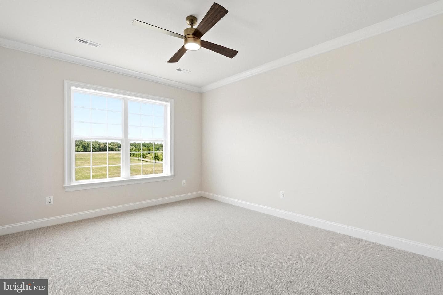 985 Bounty Place photo 31