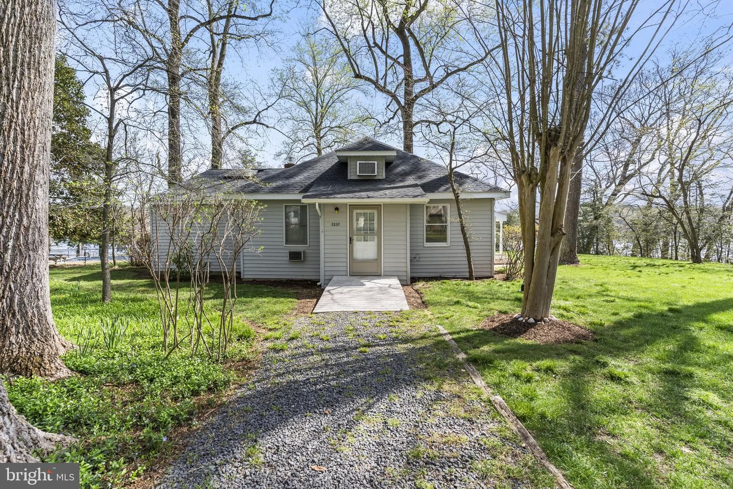 2237 Garrity Rd photo 30
