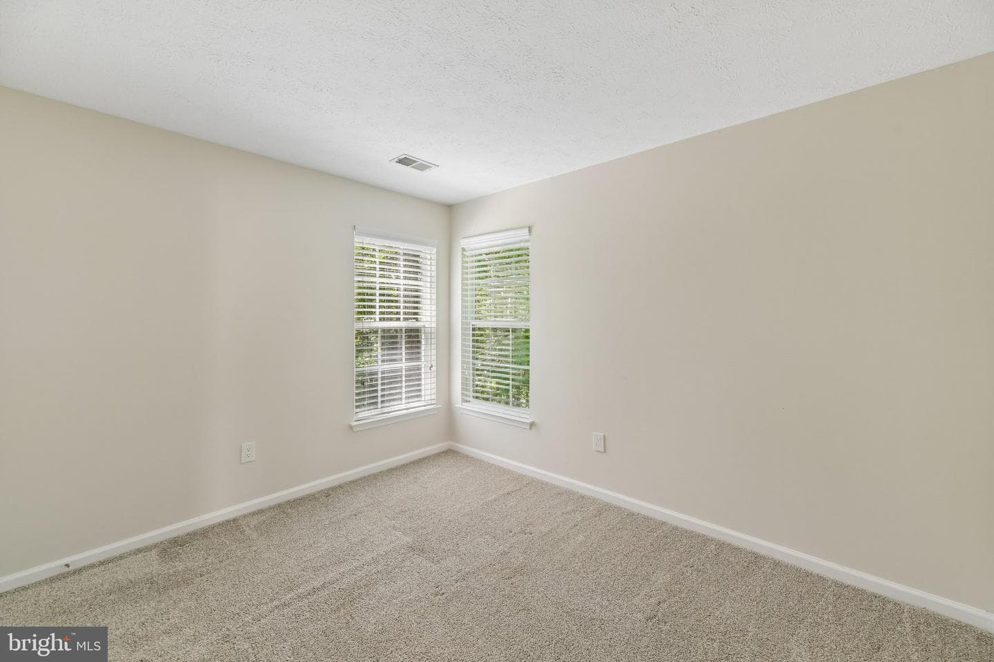 2425 Harrison Court photo 25