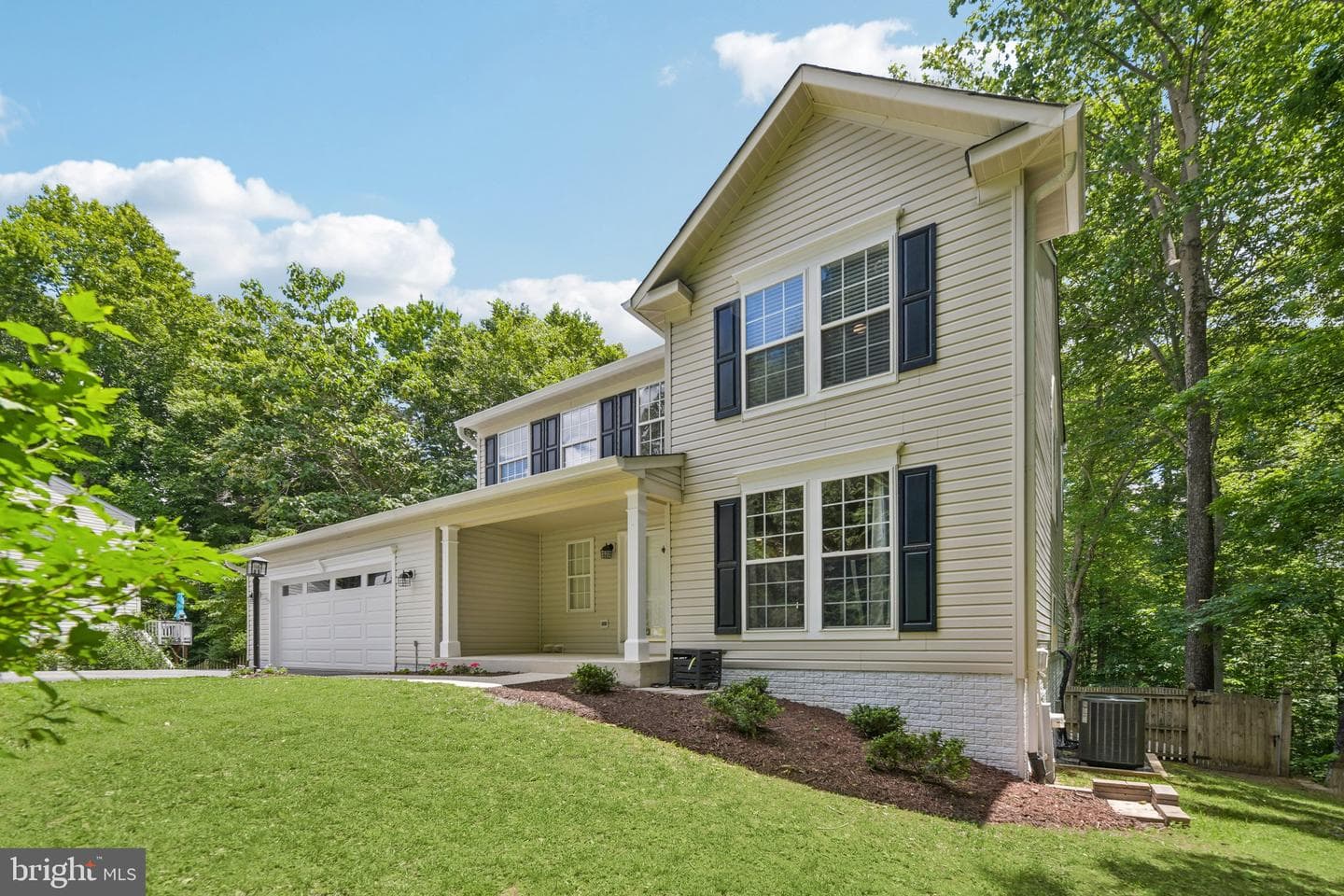 2425 Harrison Court photo 4
