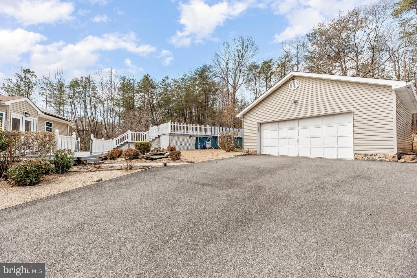 5055 Consent Drive photo 6