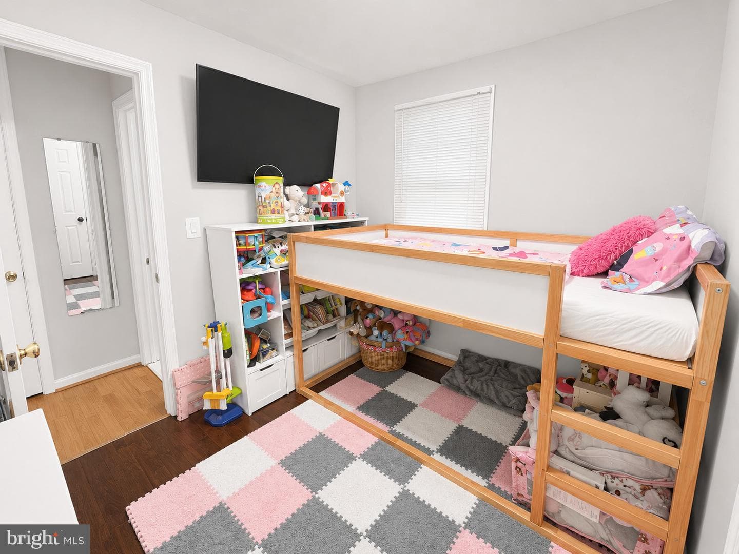 6122 6th Street photo 22