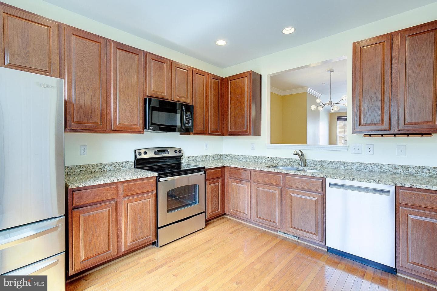 105 Polo Way photo 14