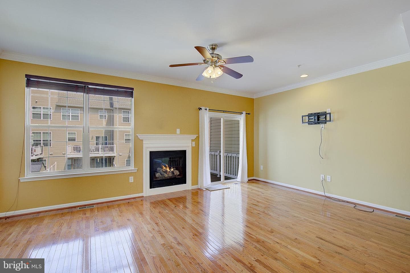 105 Polo Way photo 19