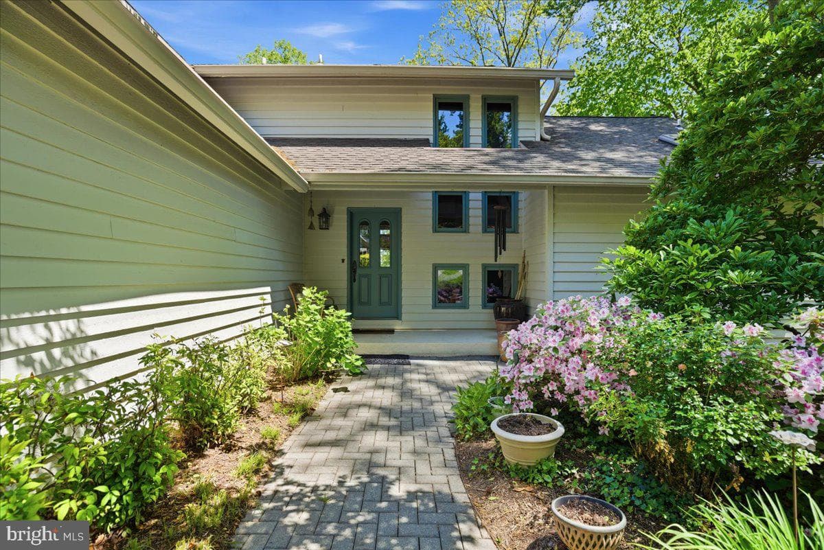 2400 Vern Road photo 12