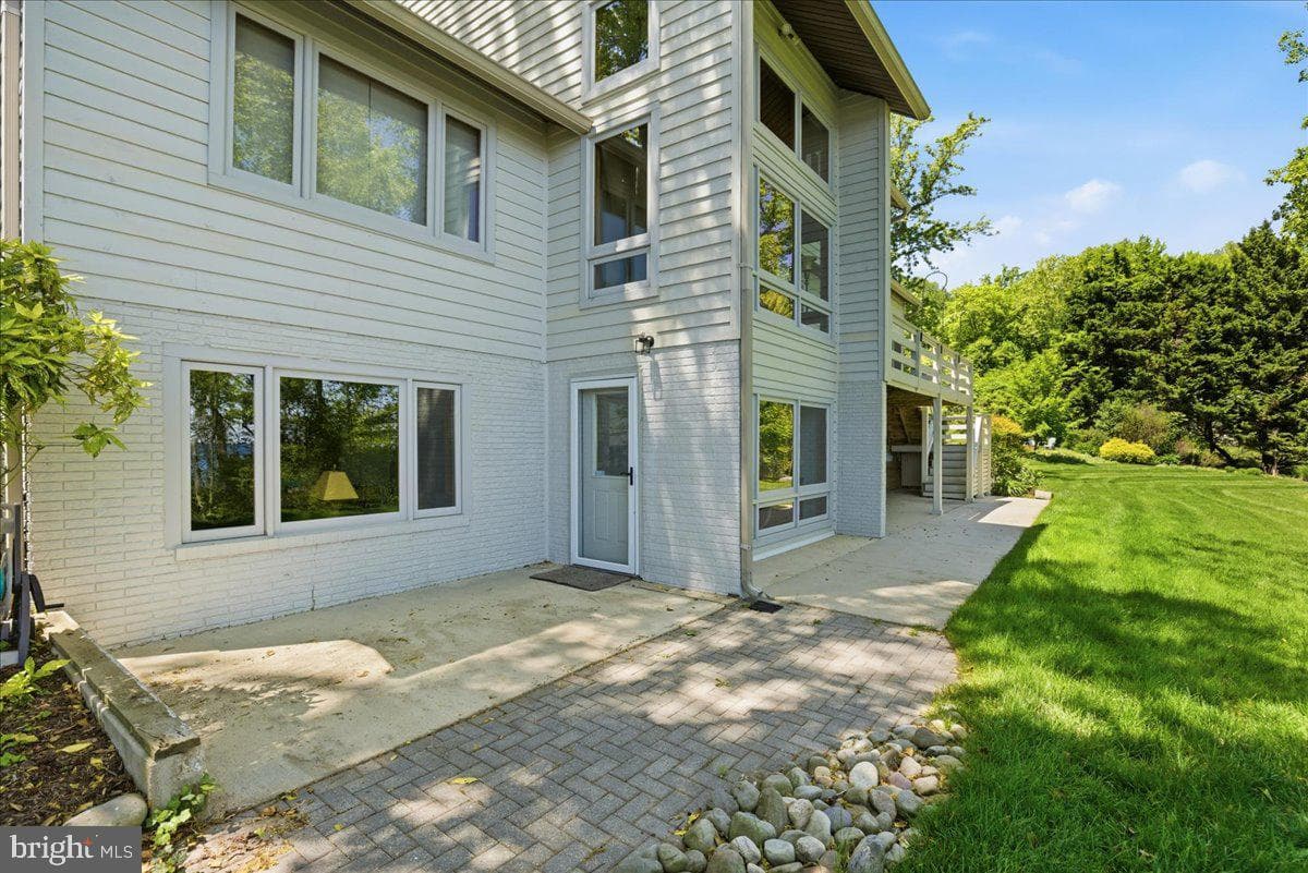 2400 Vern Road photo 78