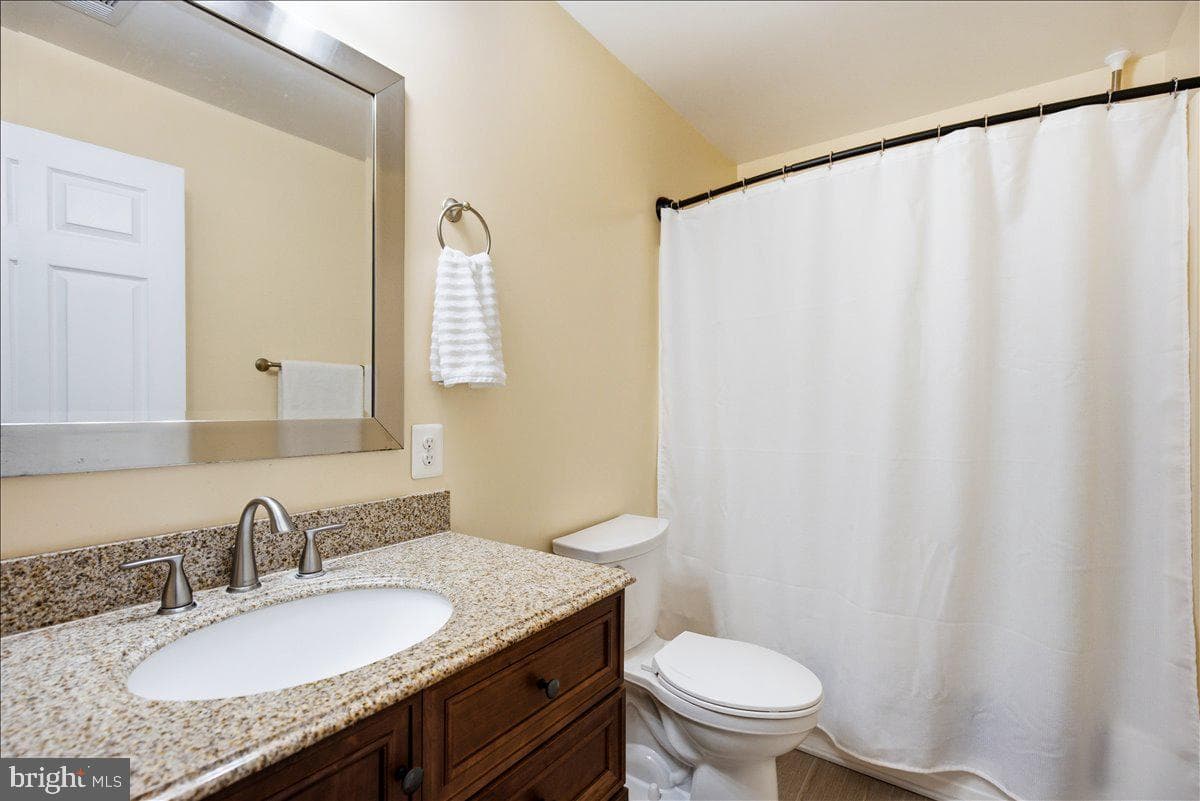3955 Breezy Point Road photo 36