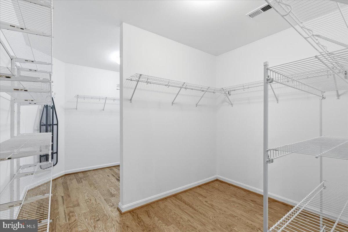 1830 Fenwicke Court photo 42