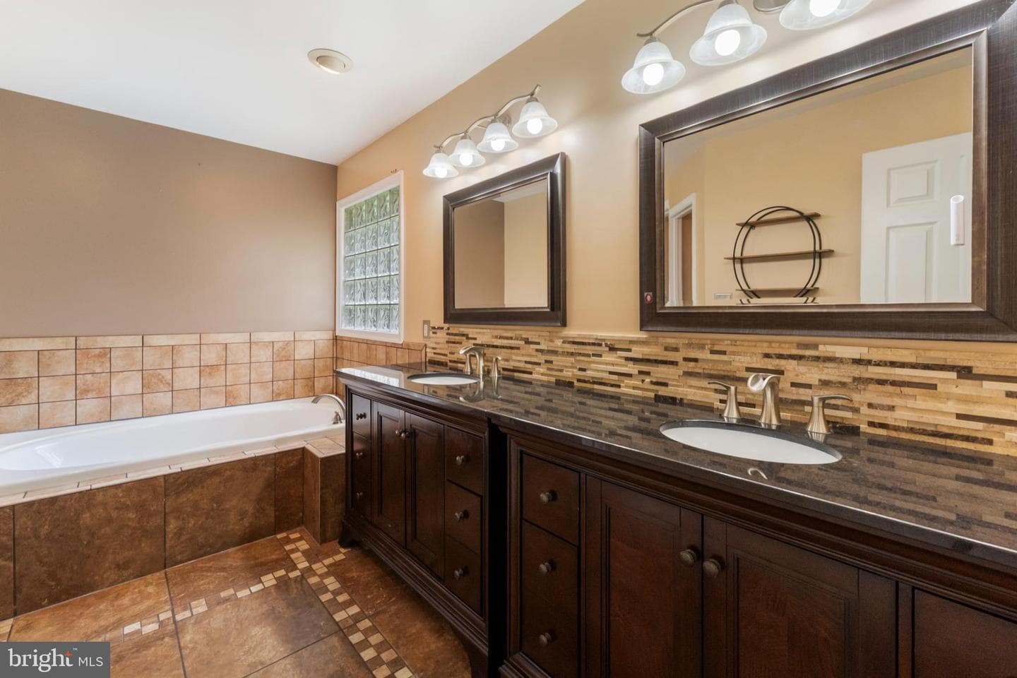 745 Bella Vista Drive photo 18