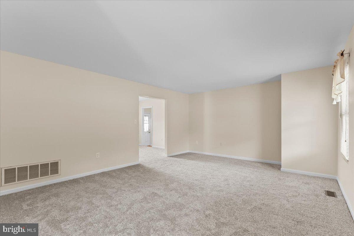 8407 Wesley Stinnett Boulevard photo 18