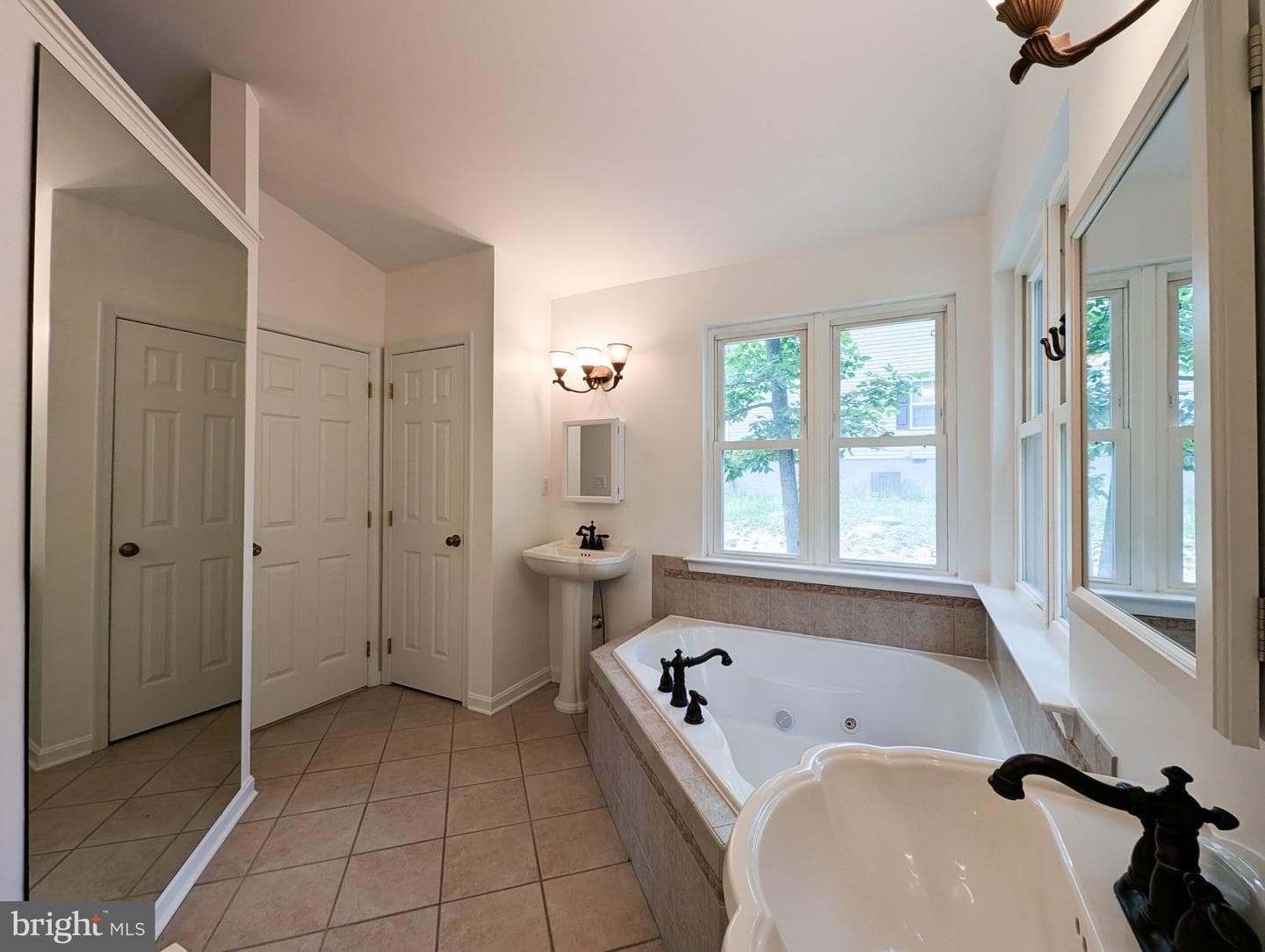11428 Stirrup Lane photo 9