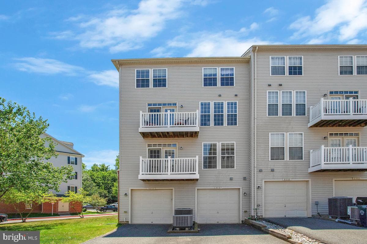 2225 Ivy Lane #11 photo 29