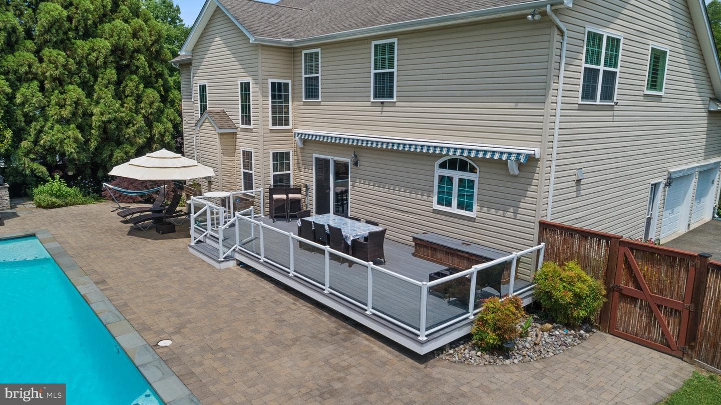 3325 Cox Road photo 105