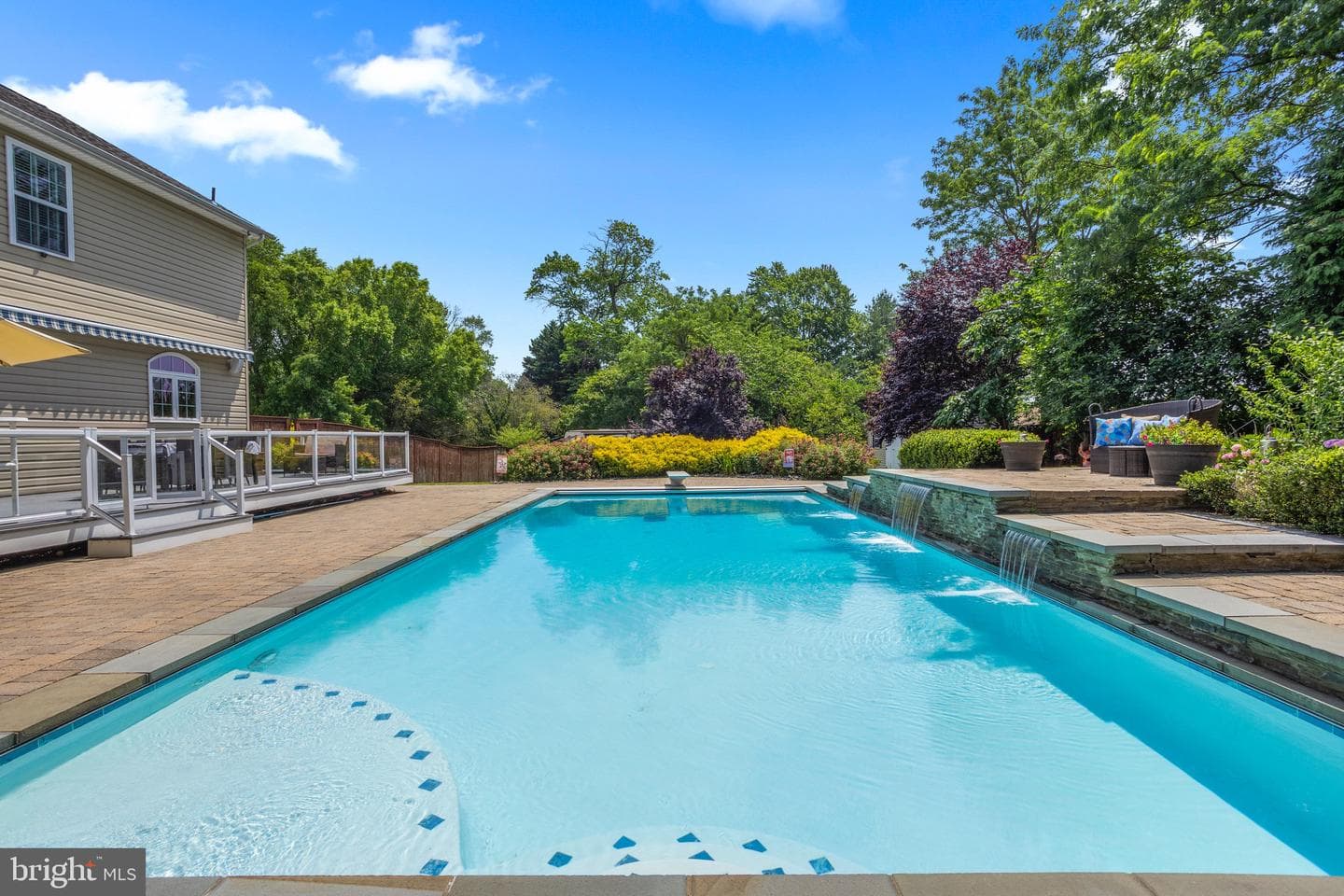 3325 Cox Road photo 5