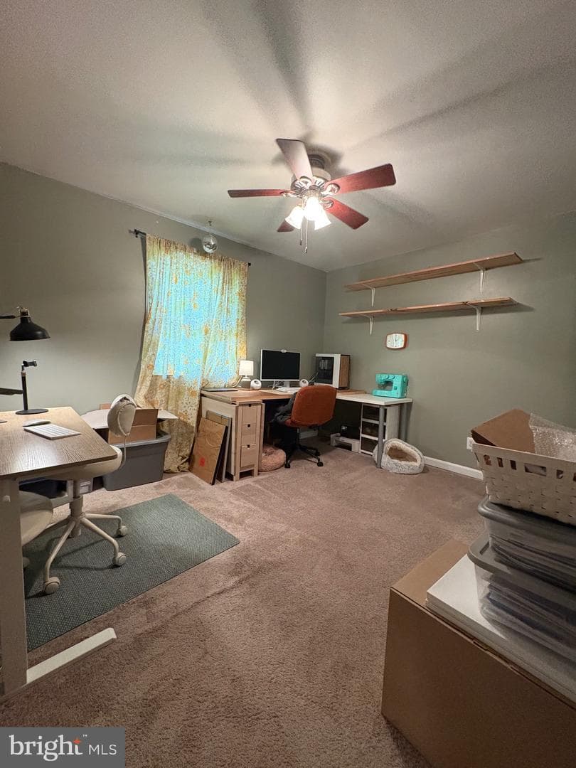 5885 Valley photo 17
