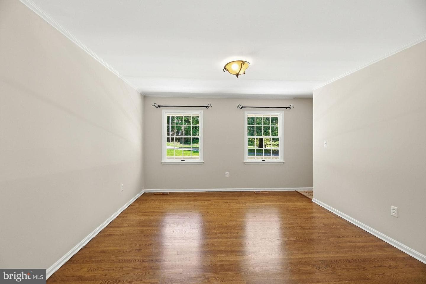 5570 Huntingtown Road photo 34