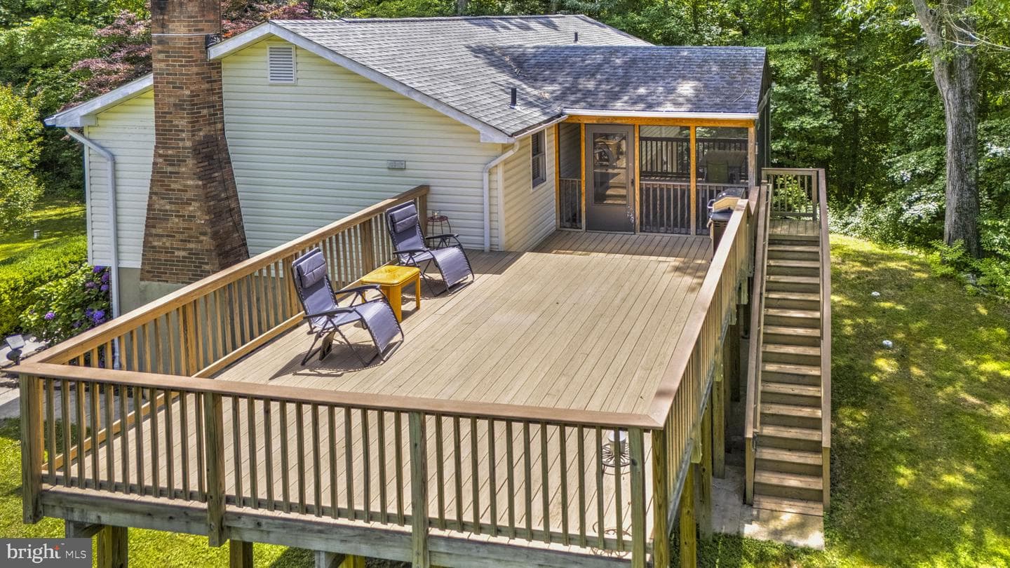 3614 King Drive, Dunkirk