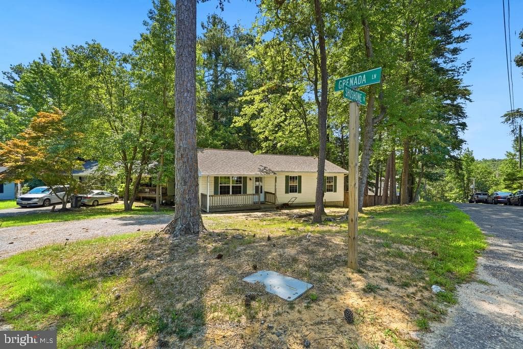 673 Grenada Lane photo 12