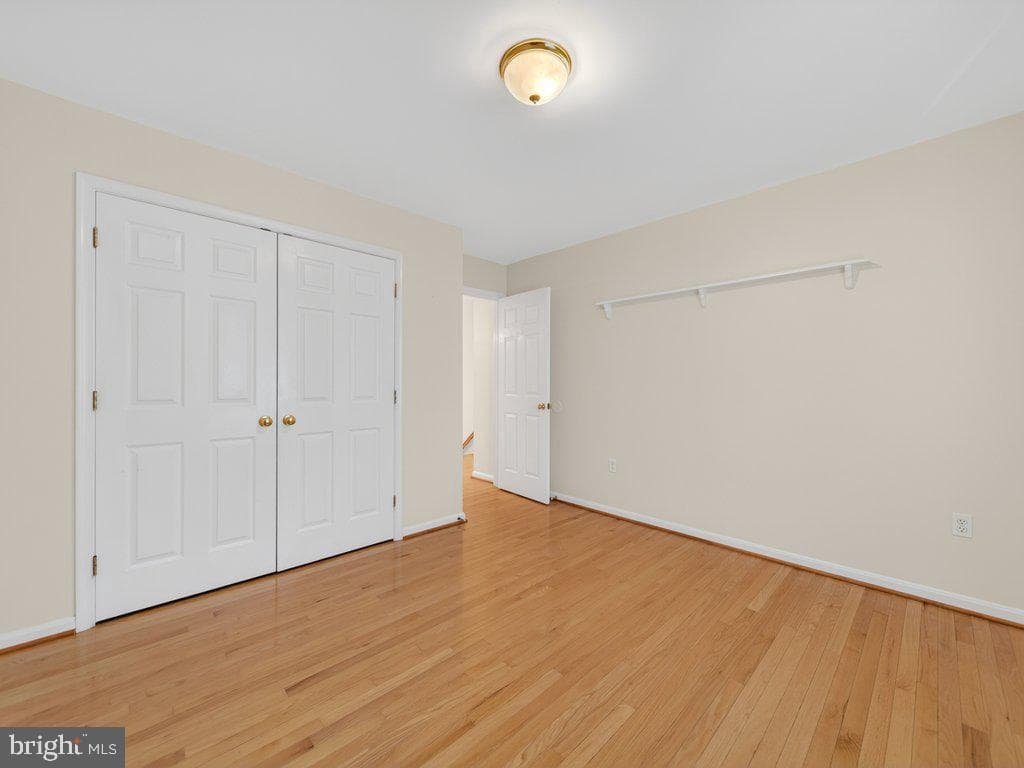 9290 Baker Street photo 32