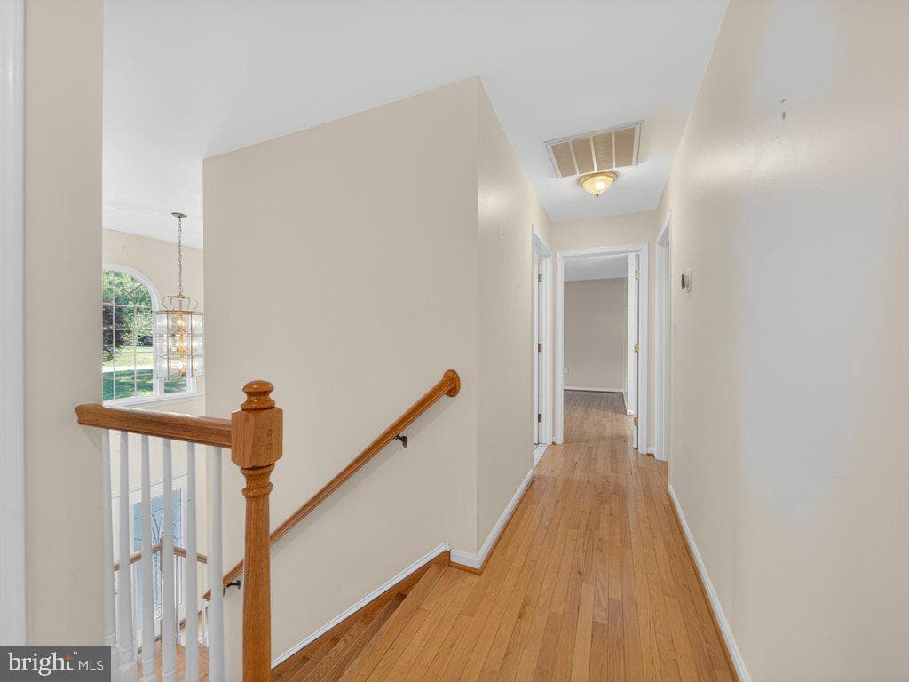 9290 Baker Street photo 35