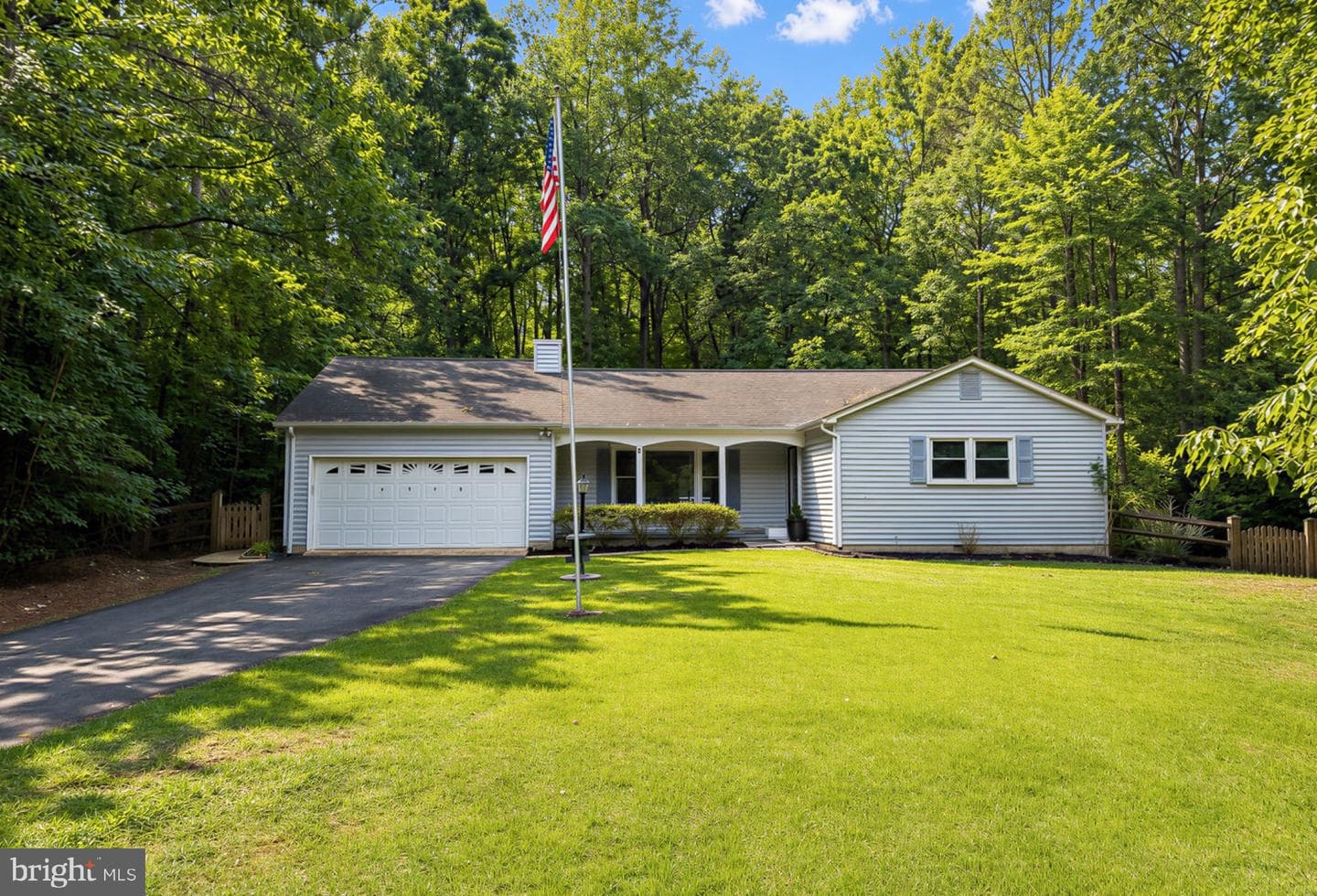 2115 Tamarac Trl photo 11