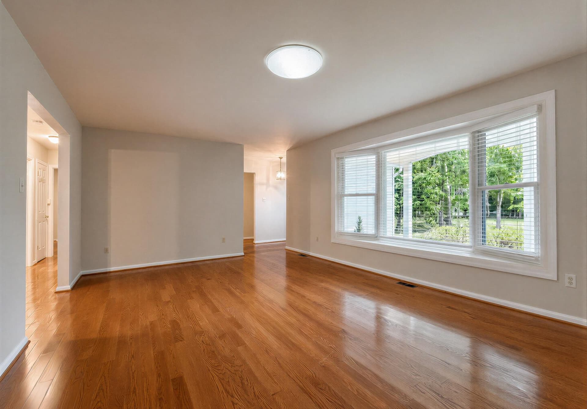 2115 Tamarac Trl photo 5