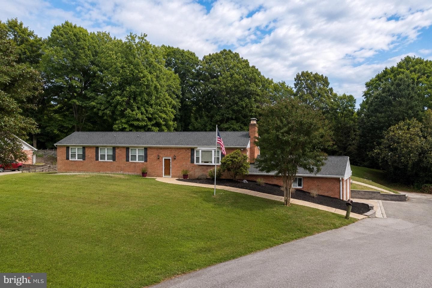11802 Rivershore Drive, Dunkirk