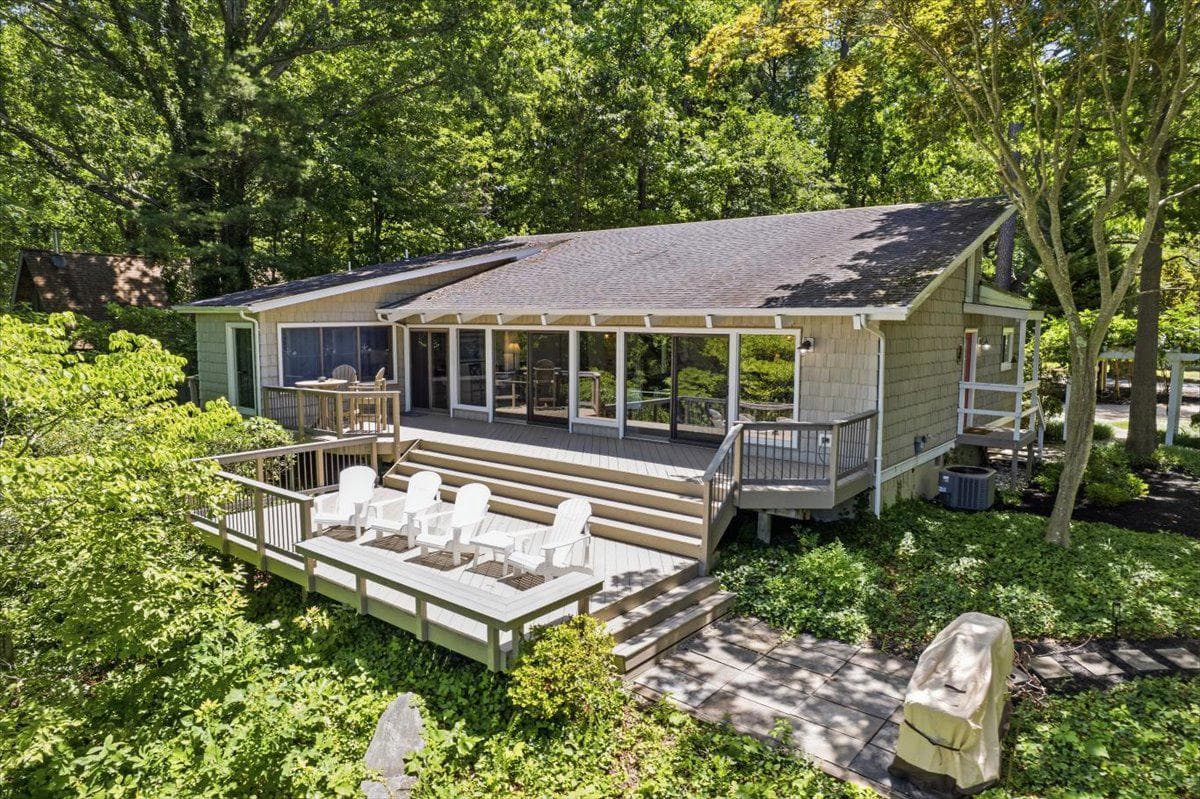 12715 Mill Creek Dr, Lusby