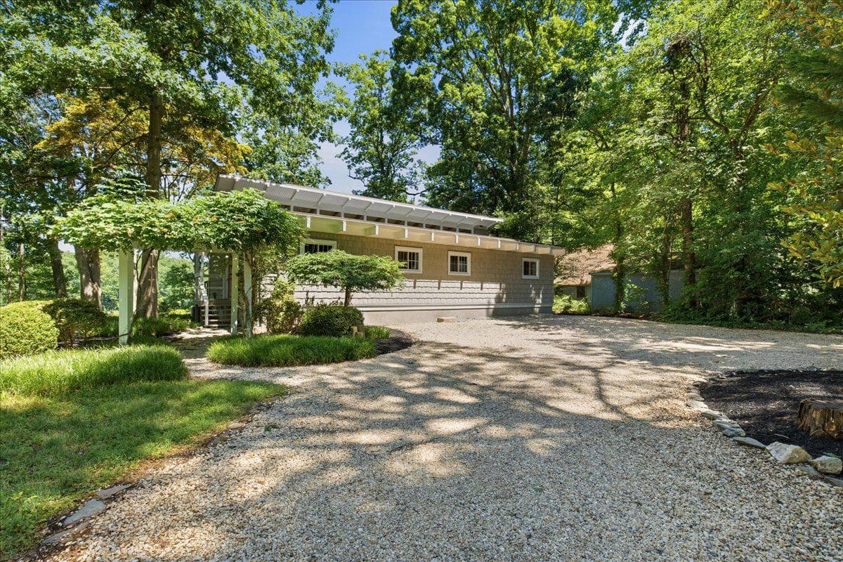 12715 Mill Creek Dr, Lusby