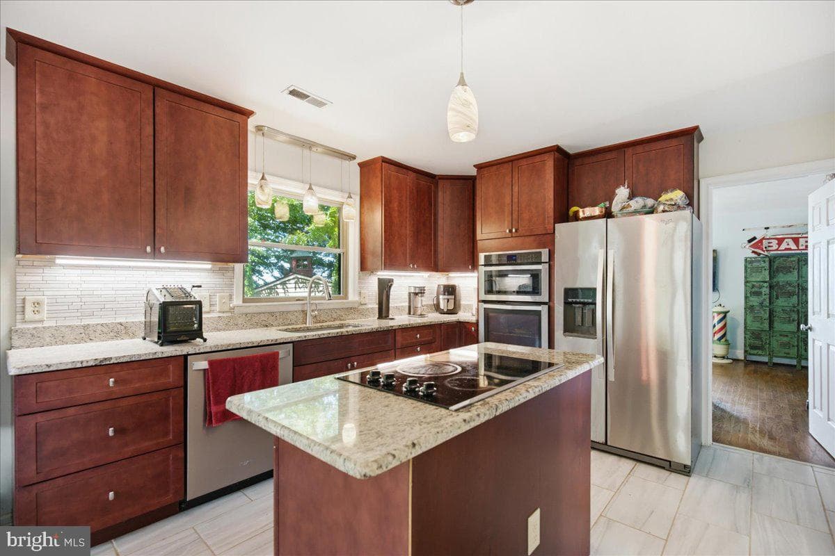 3508 Hilltop Drive photo 14