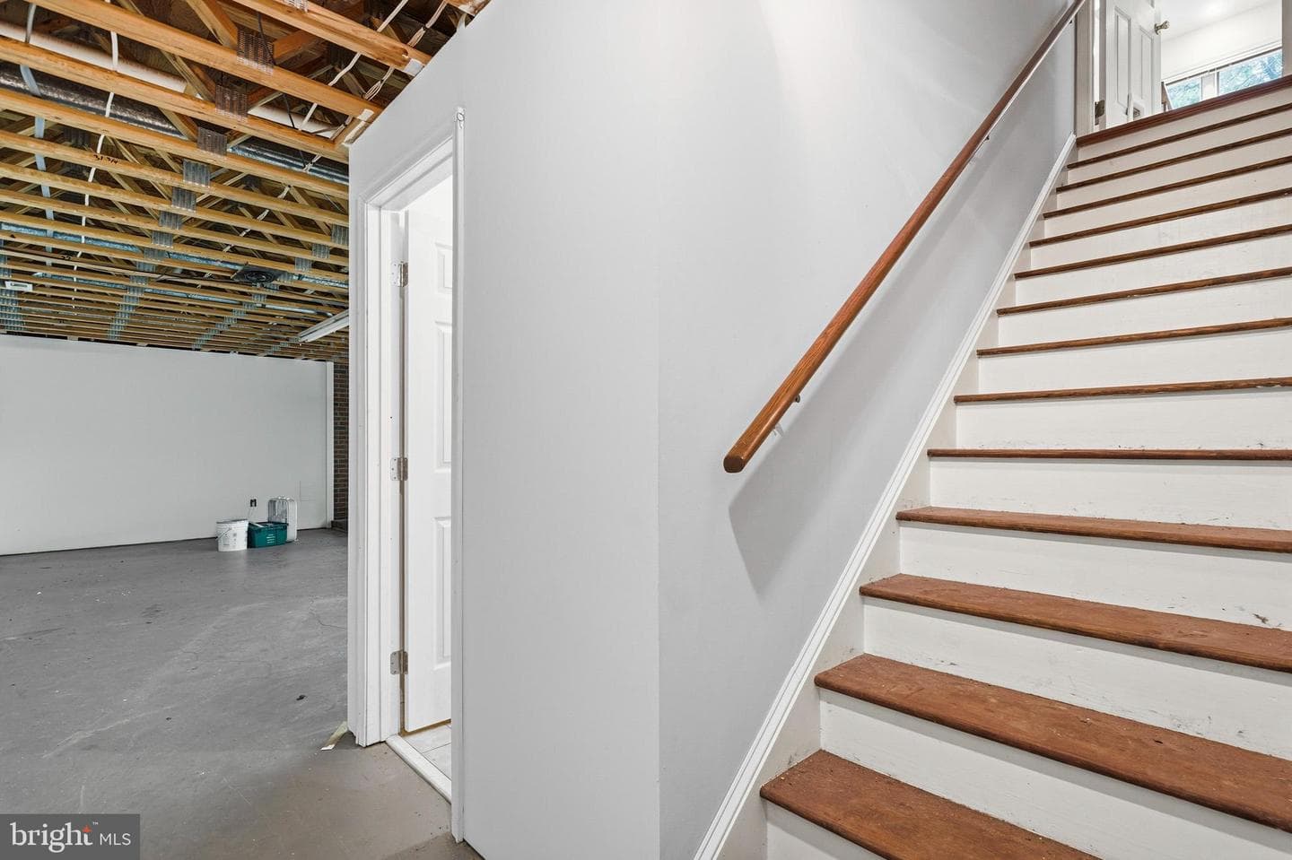 924 Chart Court photo 74