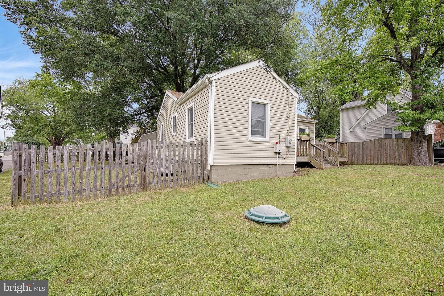 295 West Avenue photo 17