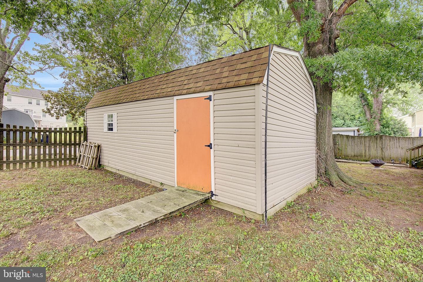 295 West Avenue photo 29