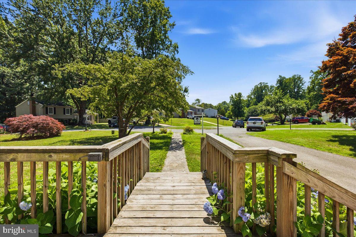4312 Paula Court photo 4