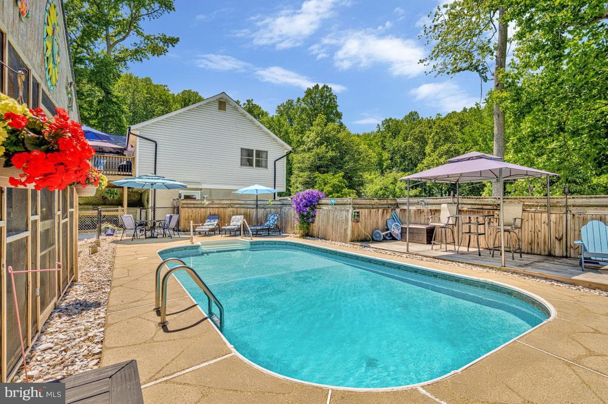 9017 Megan Circle photo 36