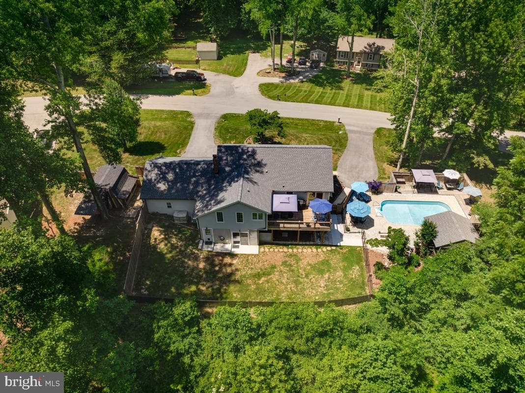 9017 Megan Circle photo 58