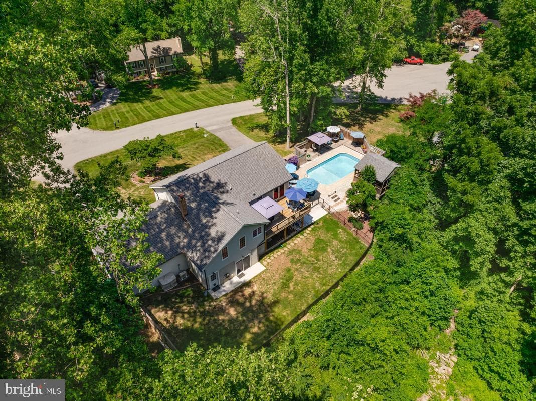 9017 Megan Circle photo 59