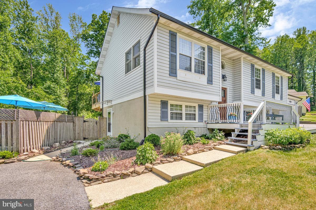 9017 Megan Circle photo 77