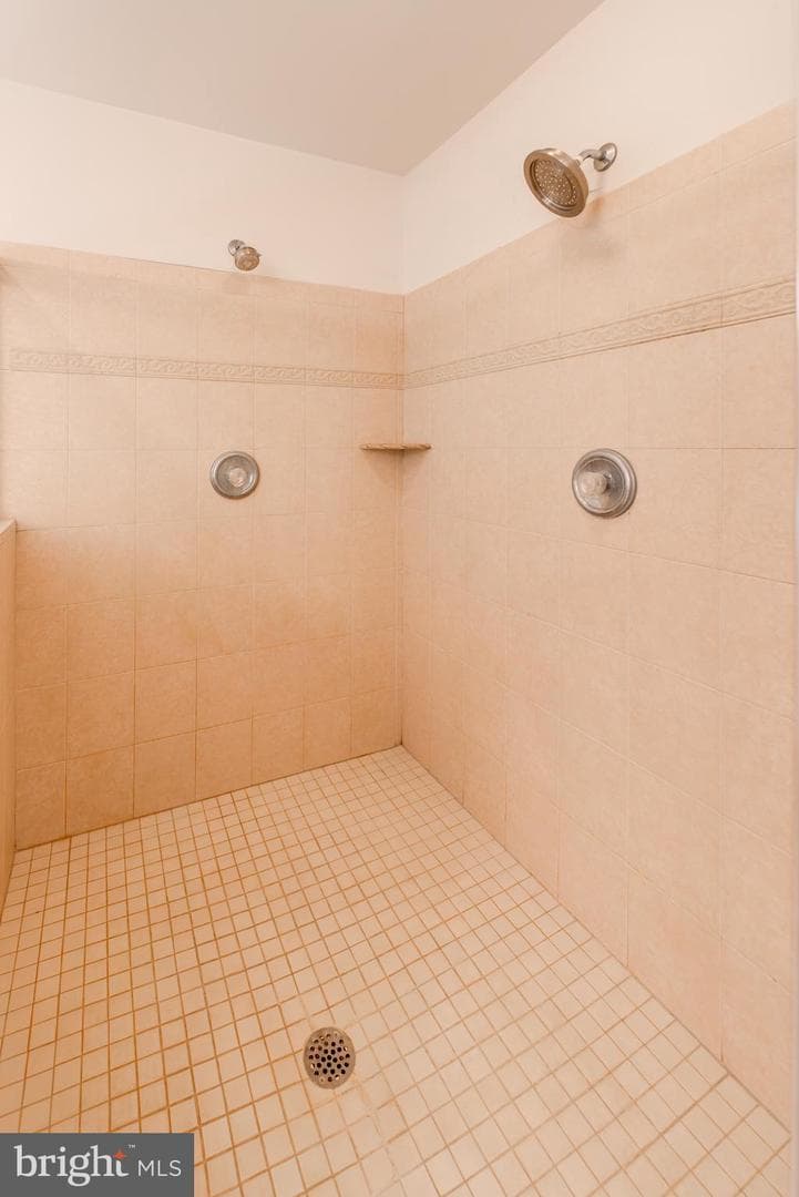 5034 Barrington Lane photo 38