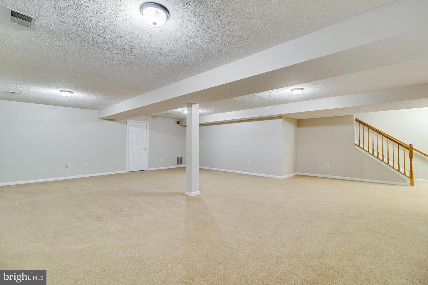 2295 Sansbury Drive photo 35