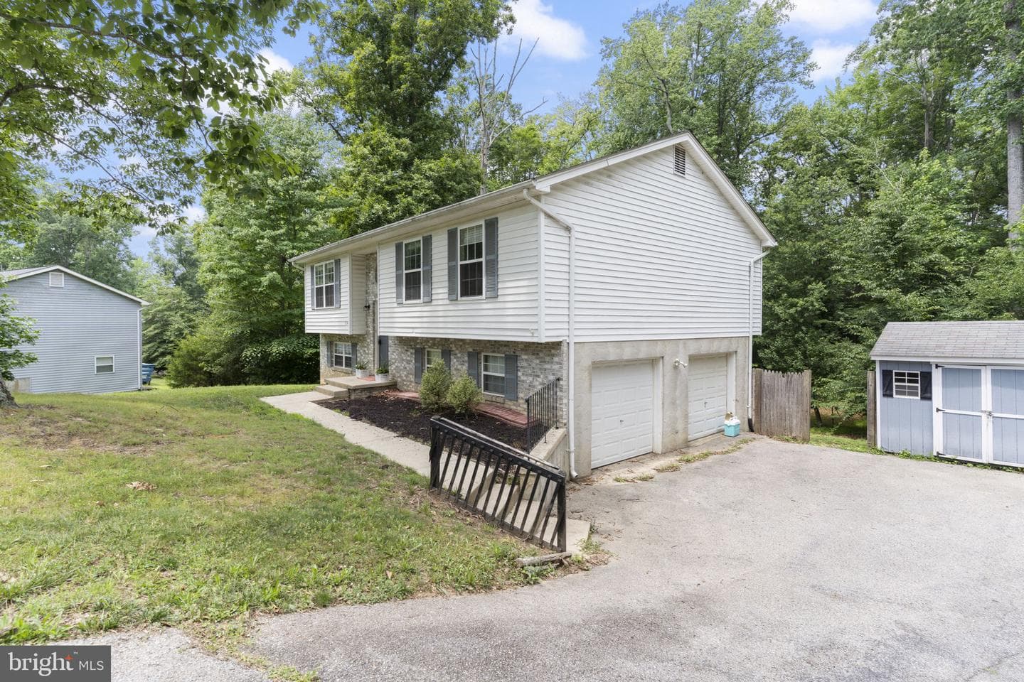 714 Pioneer Trail photo 28