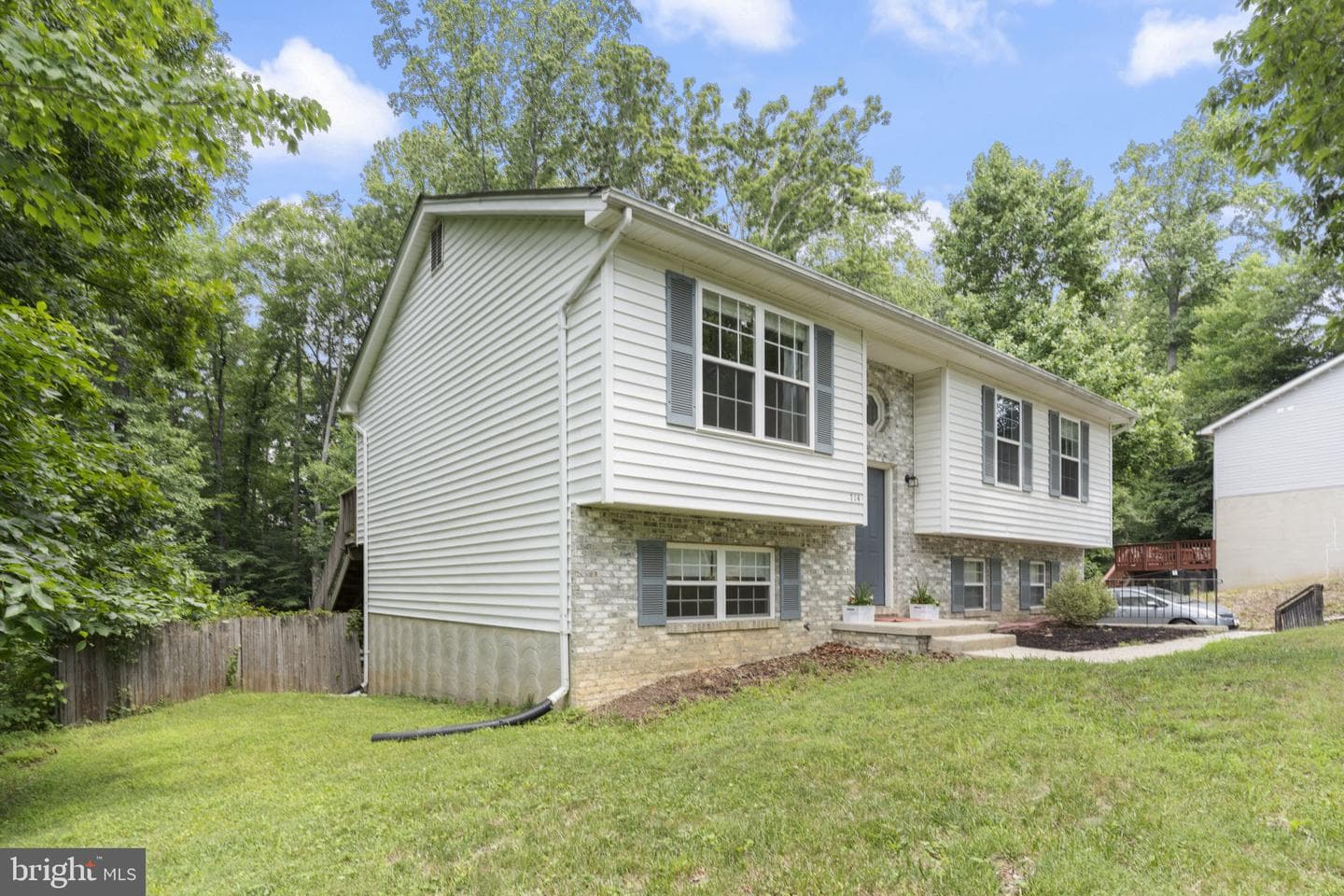 714 Pioneer Trail photo 3