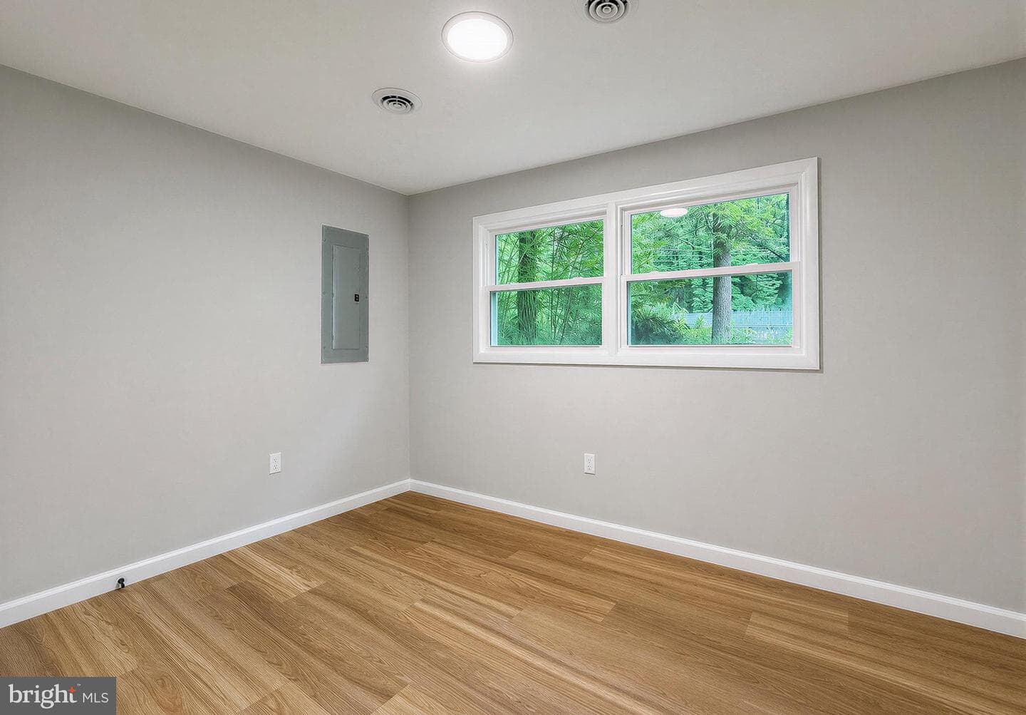 329 Chestnut Drive photo 46