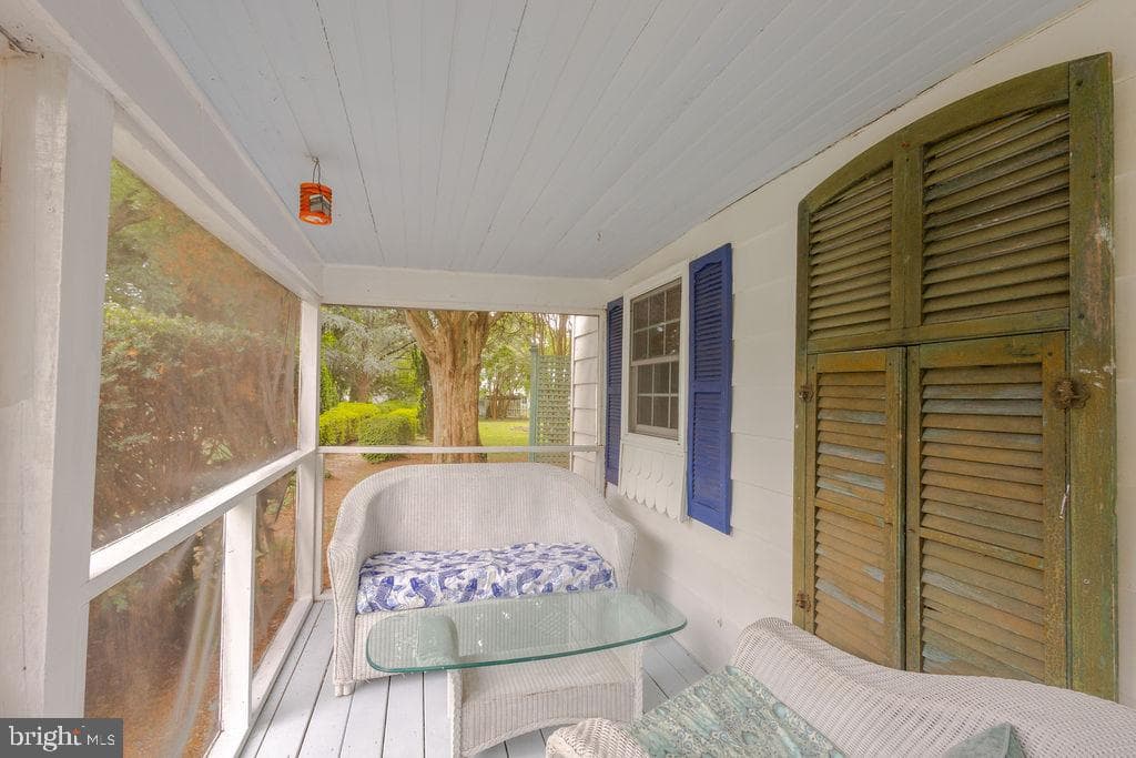8115 Broomes Island Road photo 5