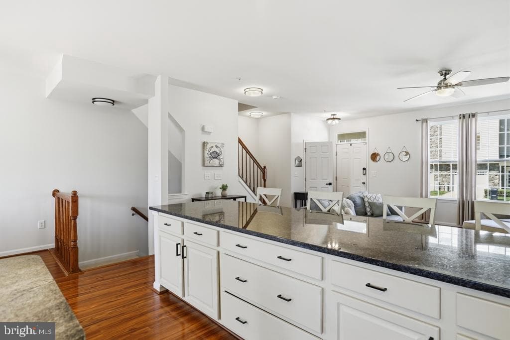 3615 Glouster Drive photo 4