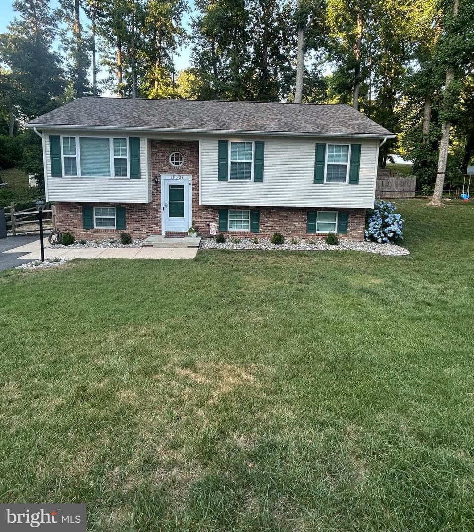 11534 Bootstrap Trail, Lusby