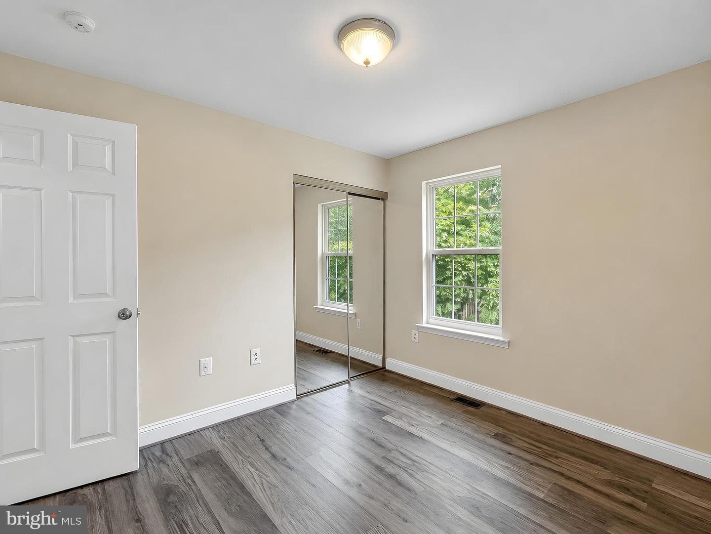 673 Running Fox Road photo 20