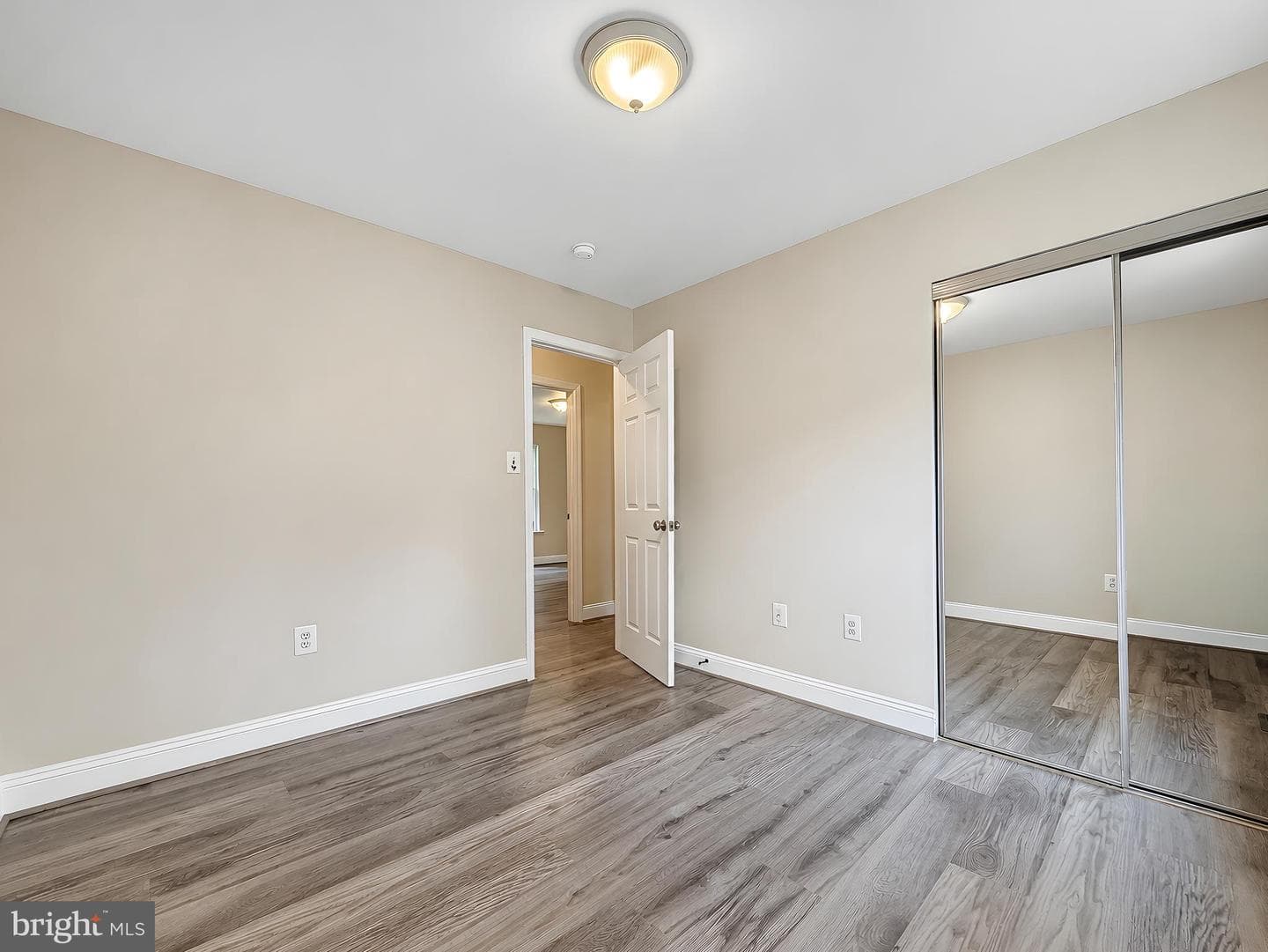 673 Running Fox Road photo 21