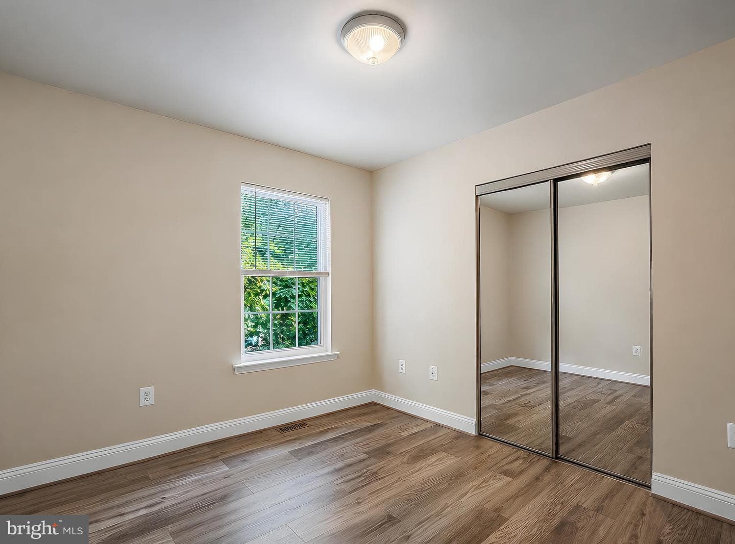 673 Running Fox Road photo 25