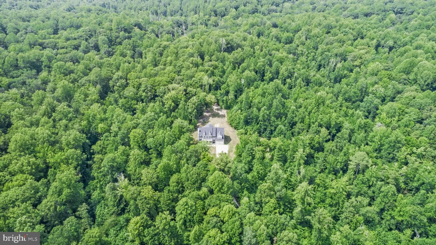 4485 Bristol Drive photo 19